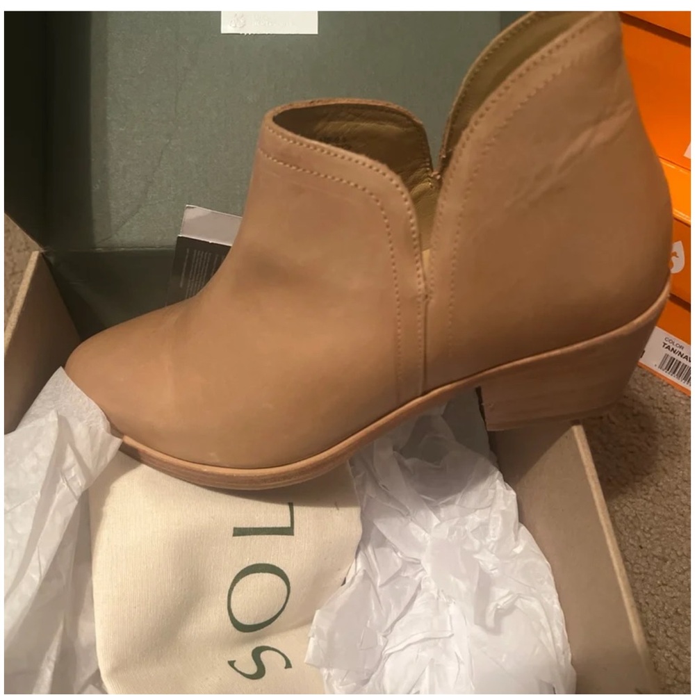 Nisolo Women's Tan Ankle Boots size 9.5 BNIB retails $150